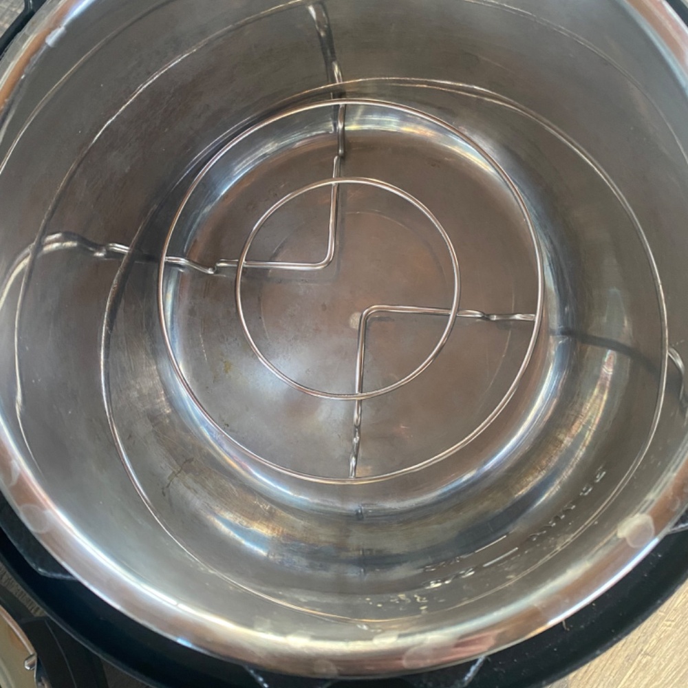 Mini Instant Pot - Picture 4 of 6